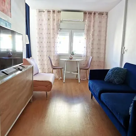Apto Anais Lovely Plaza Andalucia * トレモリノス